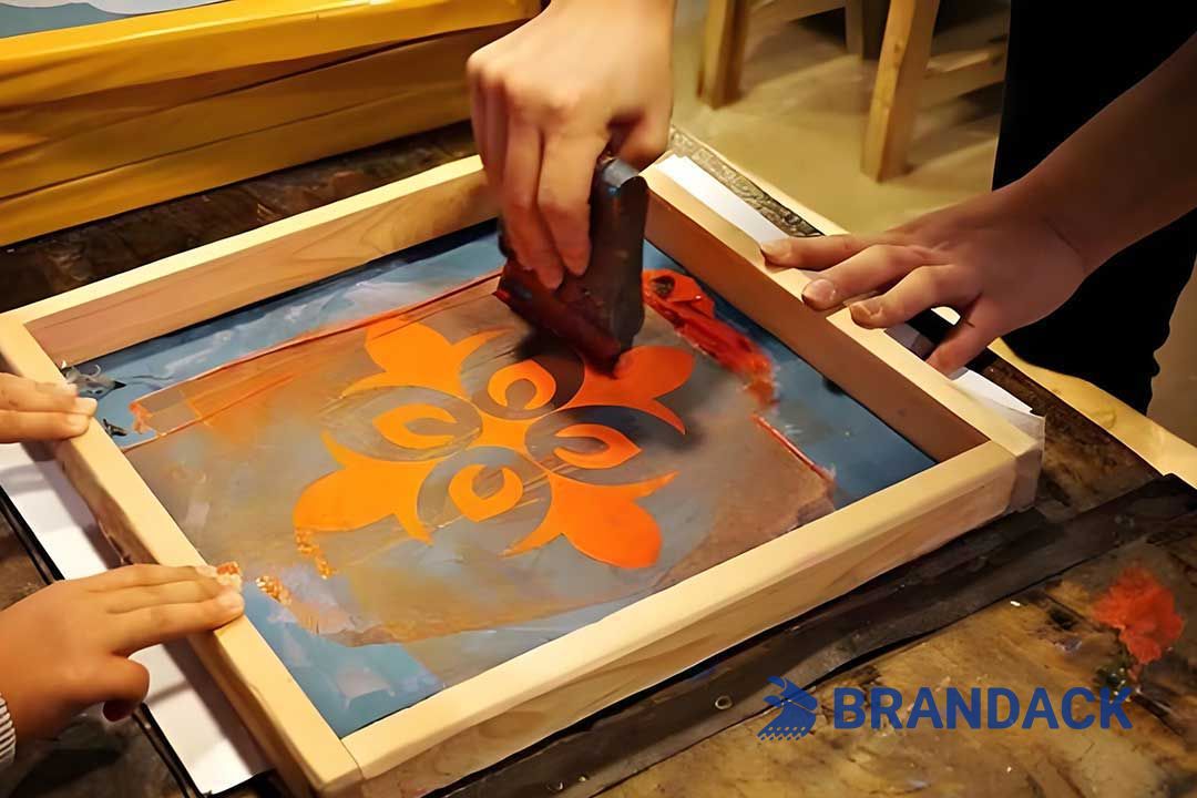Custom Silk Screen Printing Solutions with Design Service