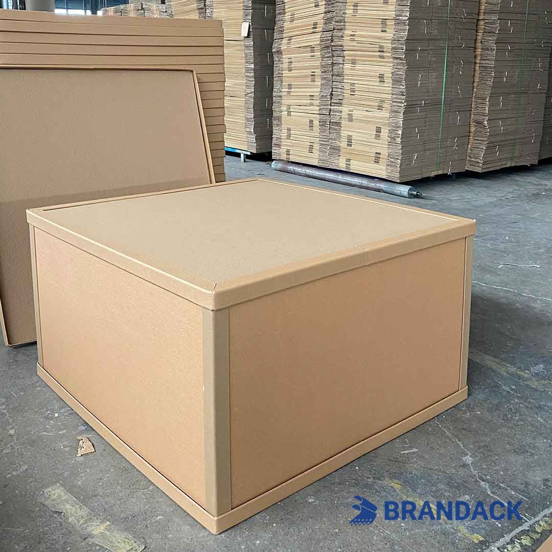 custom shipping boxes