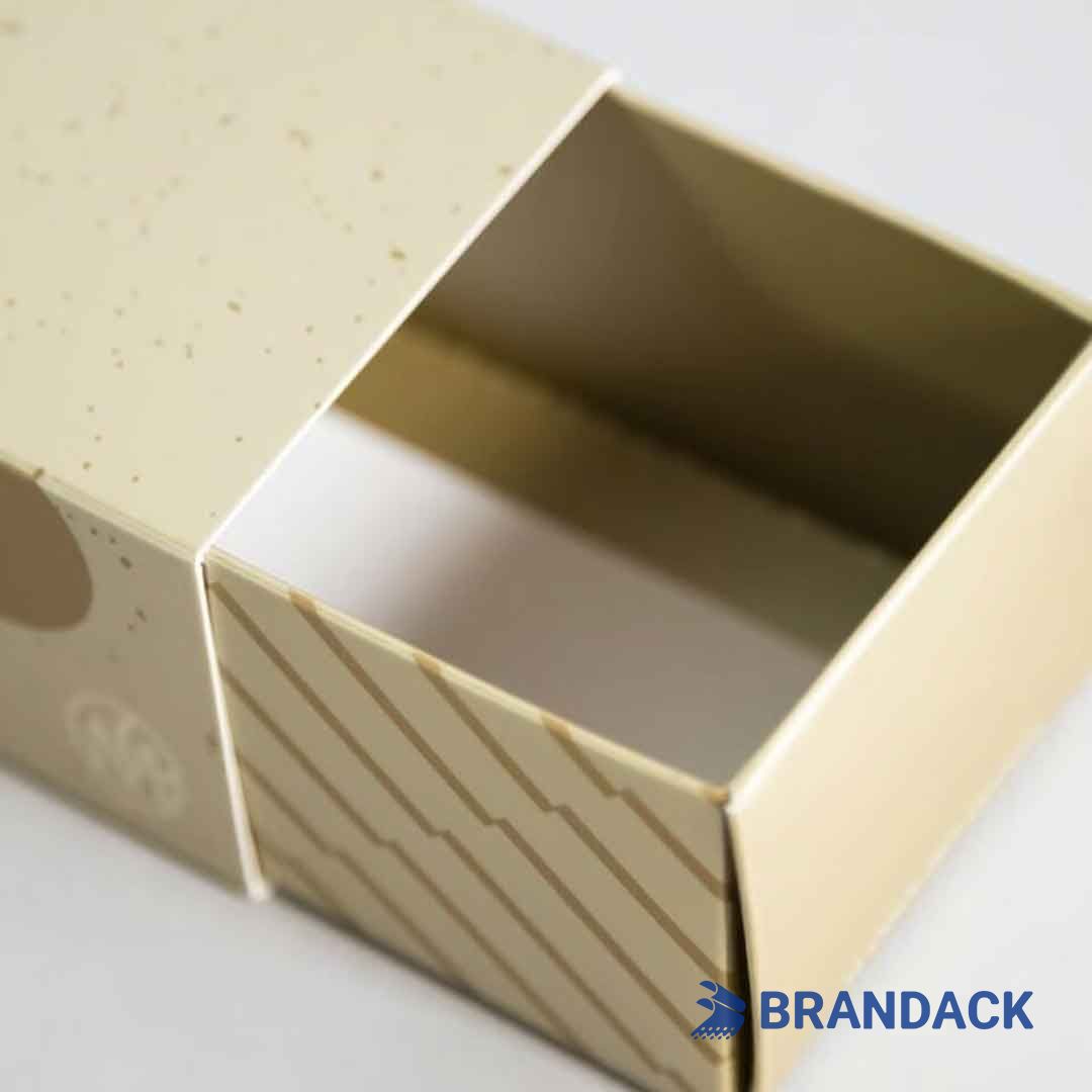 custom macaron boxes personalized