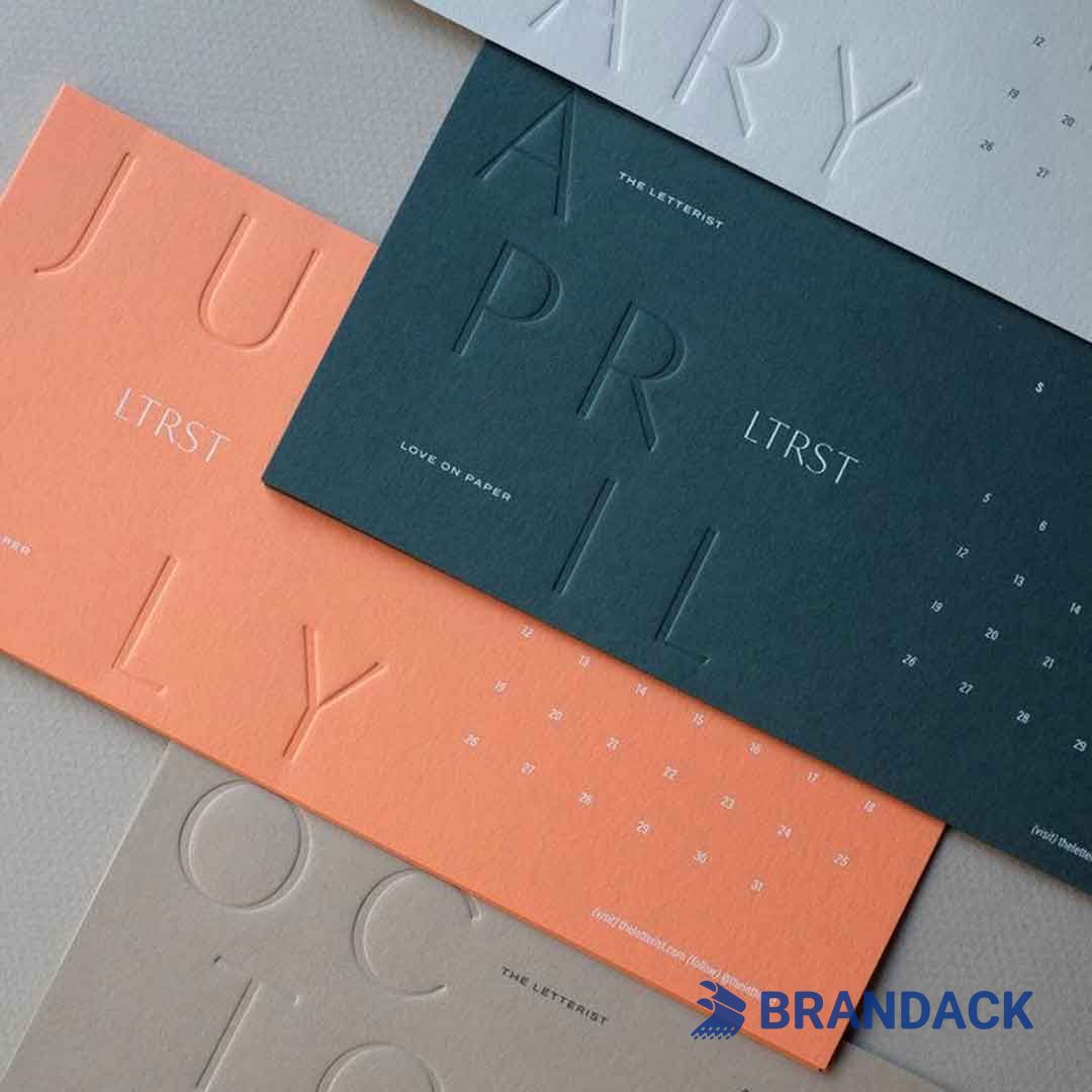 Custom Printed Good Embossed Gloss Business Cards to Stand Out