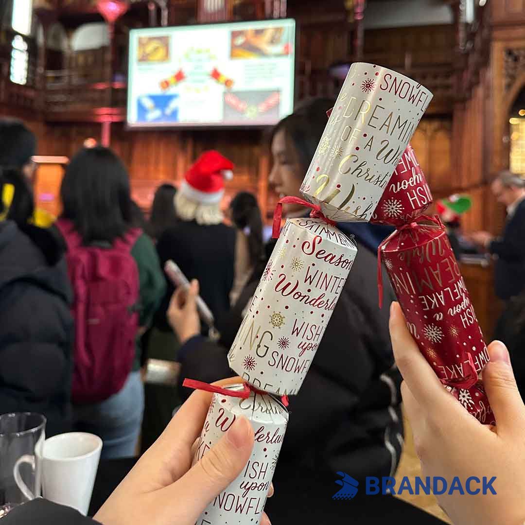 traditional christmas crackers