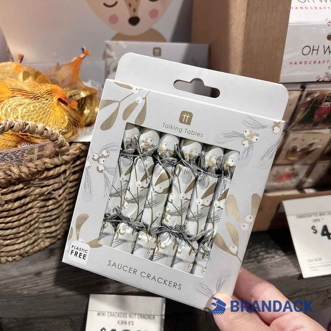 traditional christmas crackers