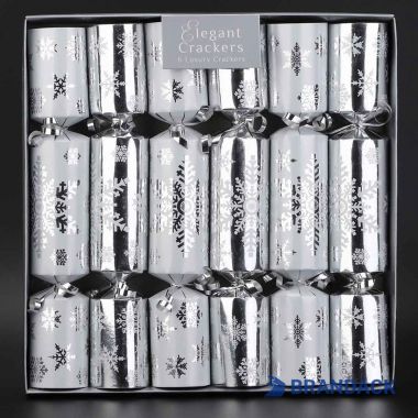 Best Budget Christmas Table Crackers for Family Dinner Party