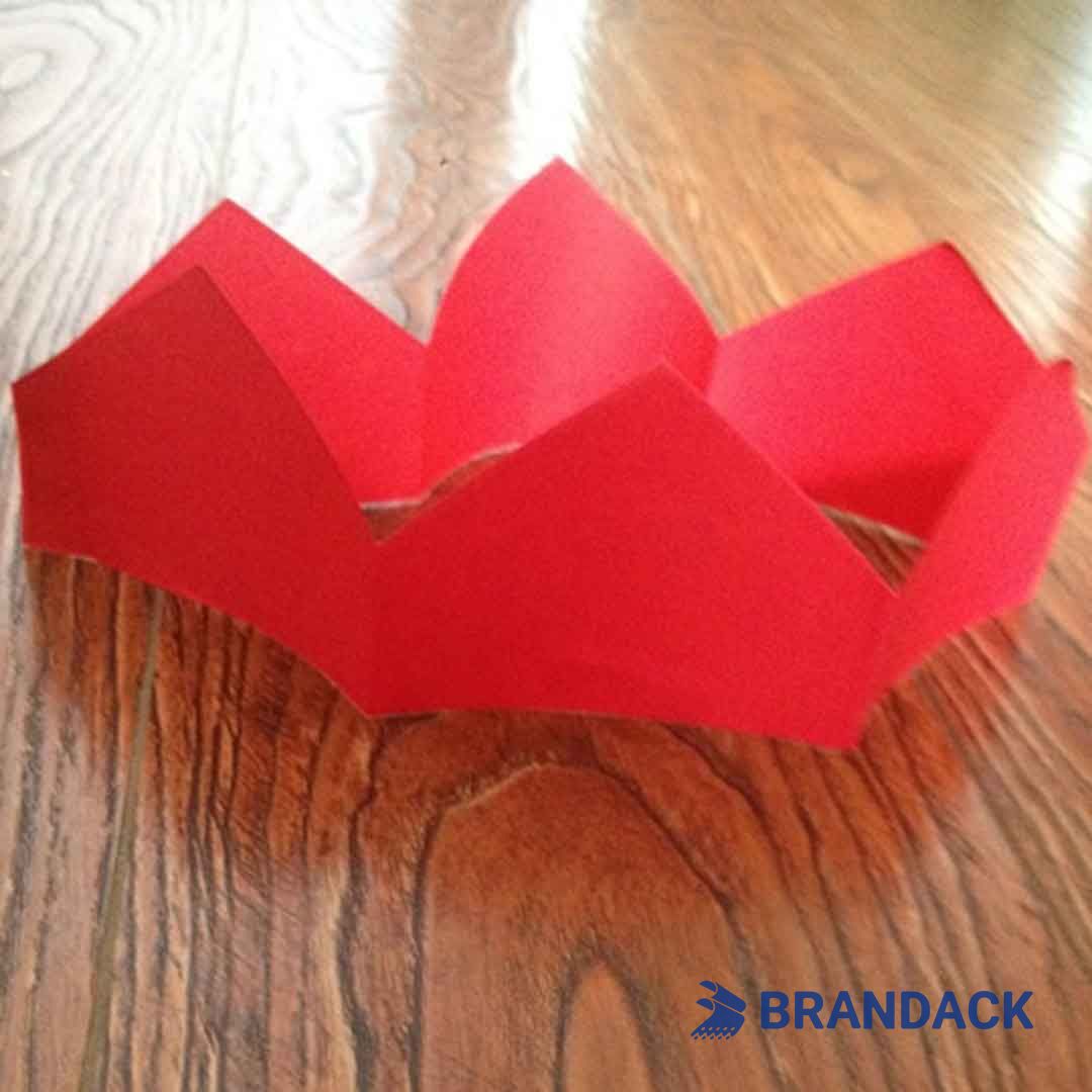 christmas cracker crown