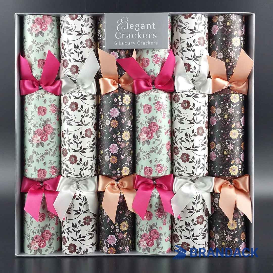 popping christmas crackers