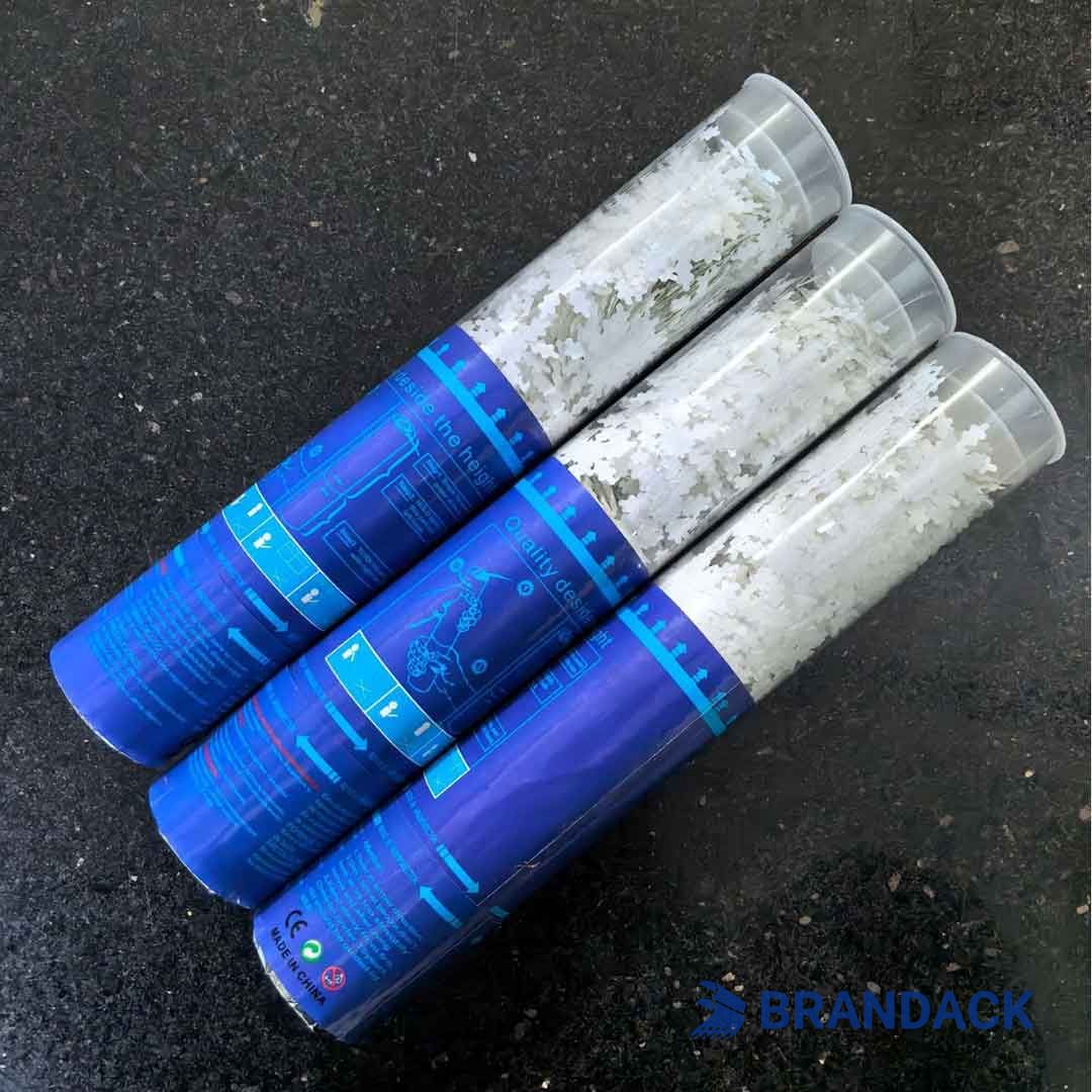 party poppers new years eve