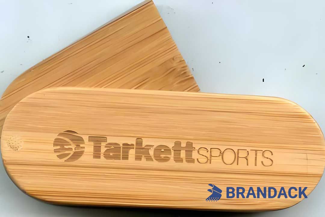 Laser Engraving and Cutting Laser Marking for Hotel Premium Wooden RFID Cards