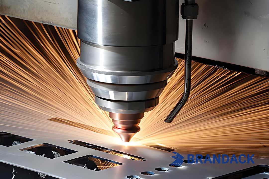 Laser Engraving and Cutting Laser Marking for Hotel Premium Wooden RFID Cards