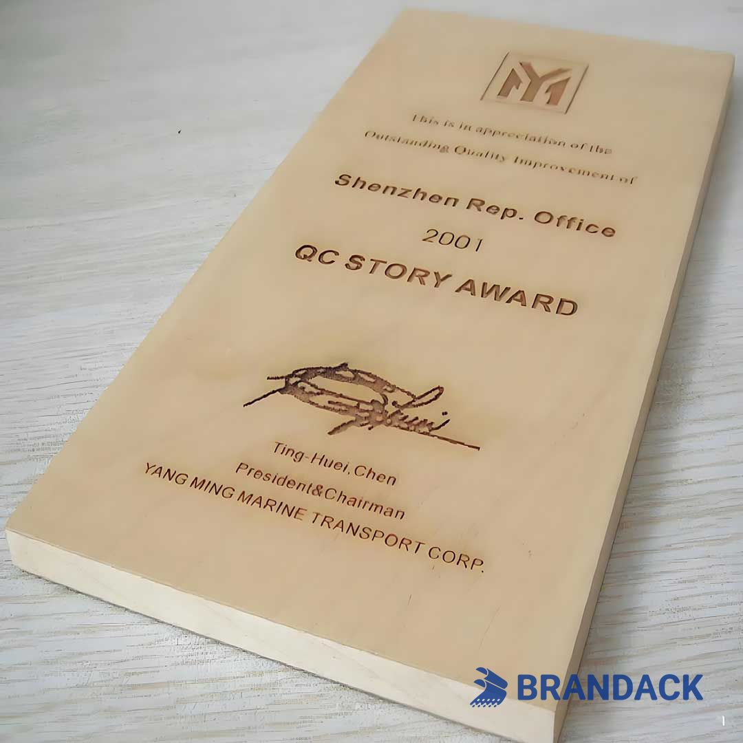 Laser Engraving and Cutting Laser Marking for Hotel Premium Wooden RFID Cards