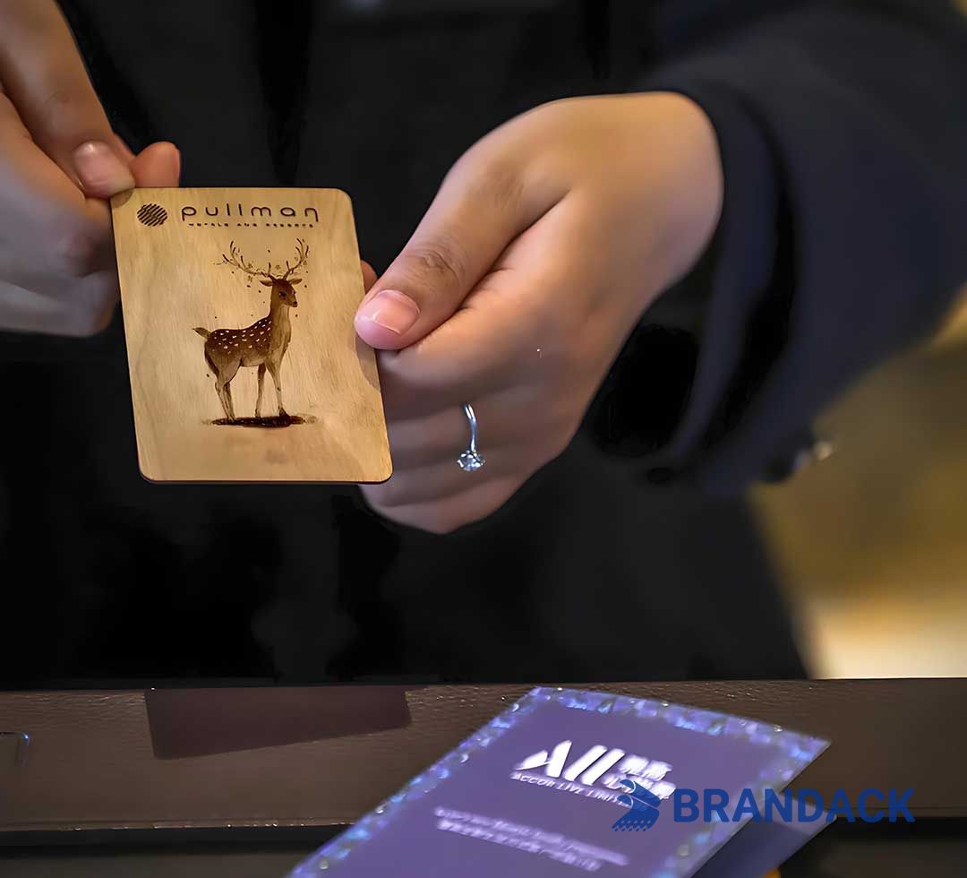 Laser Engraving and Cutting Laser Marking for Hotel Premium Wooden RFID Cards