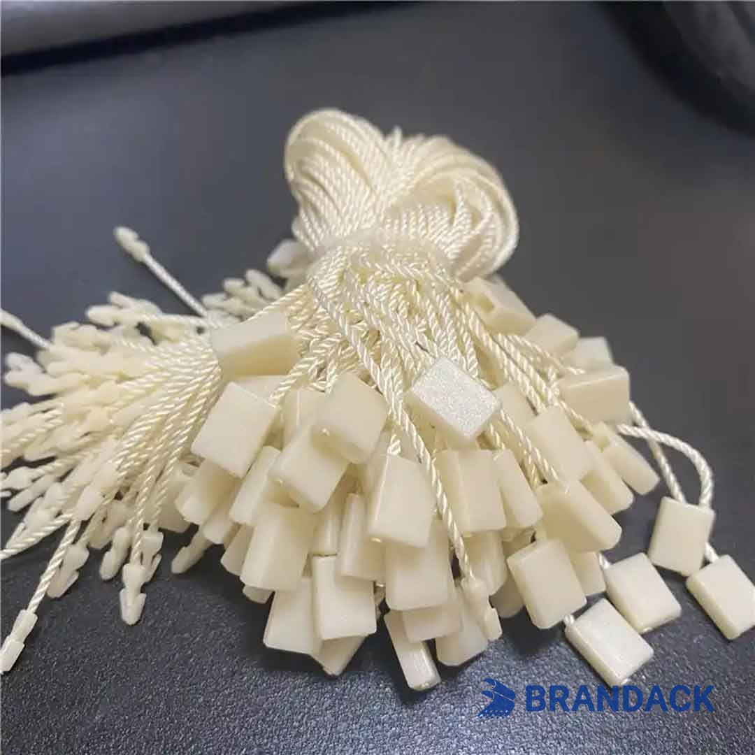 Clothing Hang Tags Custom Factory | Print Hang Tags for Clothing Line Clothing Hang Tags Custom Factory | Print Hang Tags for Clothing Line