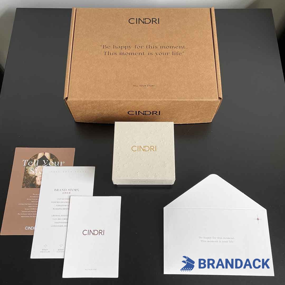 Custom Cardboard Shipping and Packaging Carton Boxes Custom Cardboard Shipping and Packaging Carton Boxes