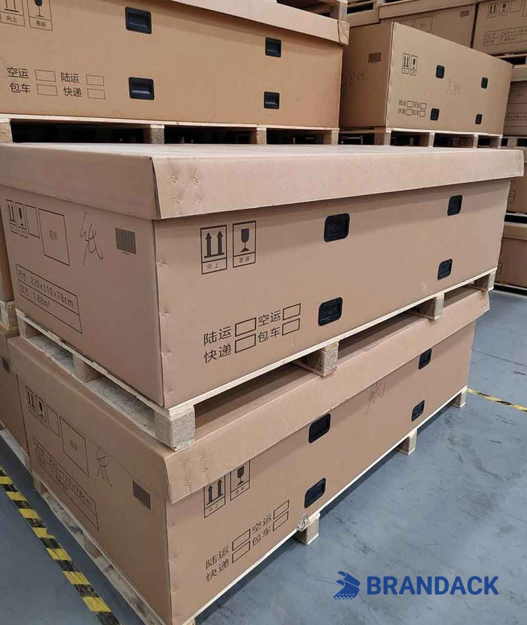 Custom Extra Large Shipping Boxes for Huge Packaging and Delivery