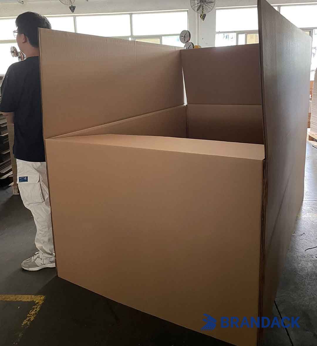Custom Extra Large Shipping Boxes for Huge Packaging and Delivery
