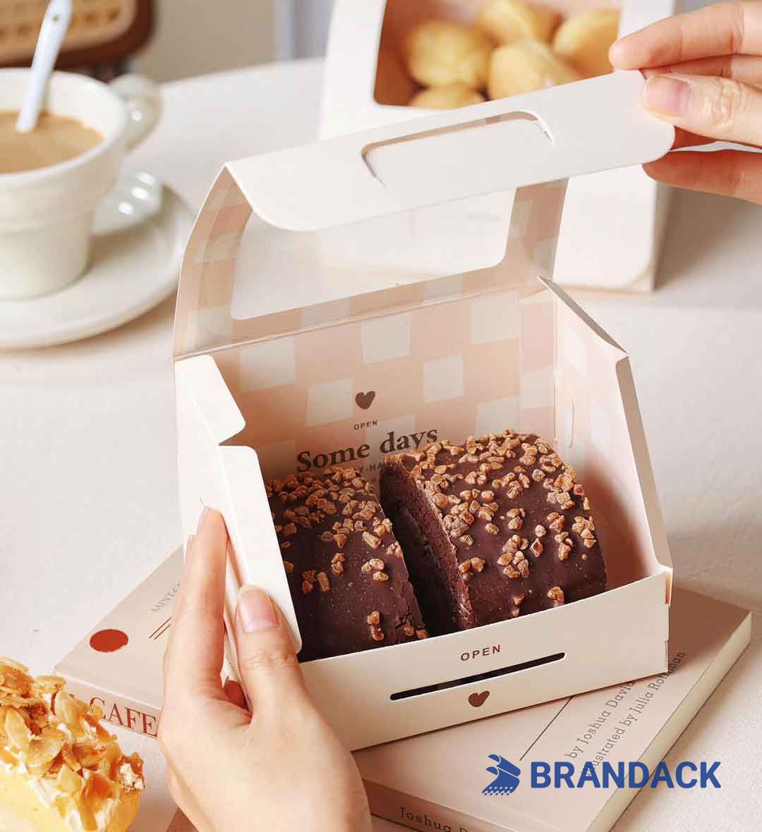 Custom Cake Boxes with Logo - Customised Cupcake Boxes Packaging