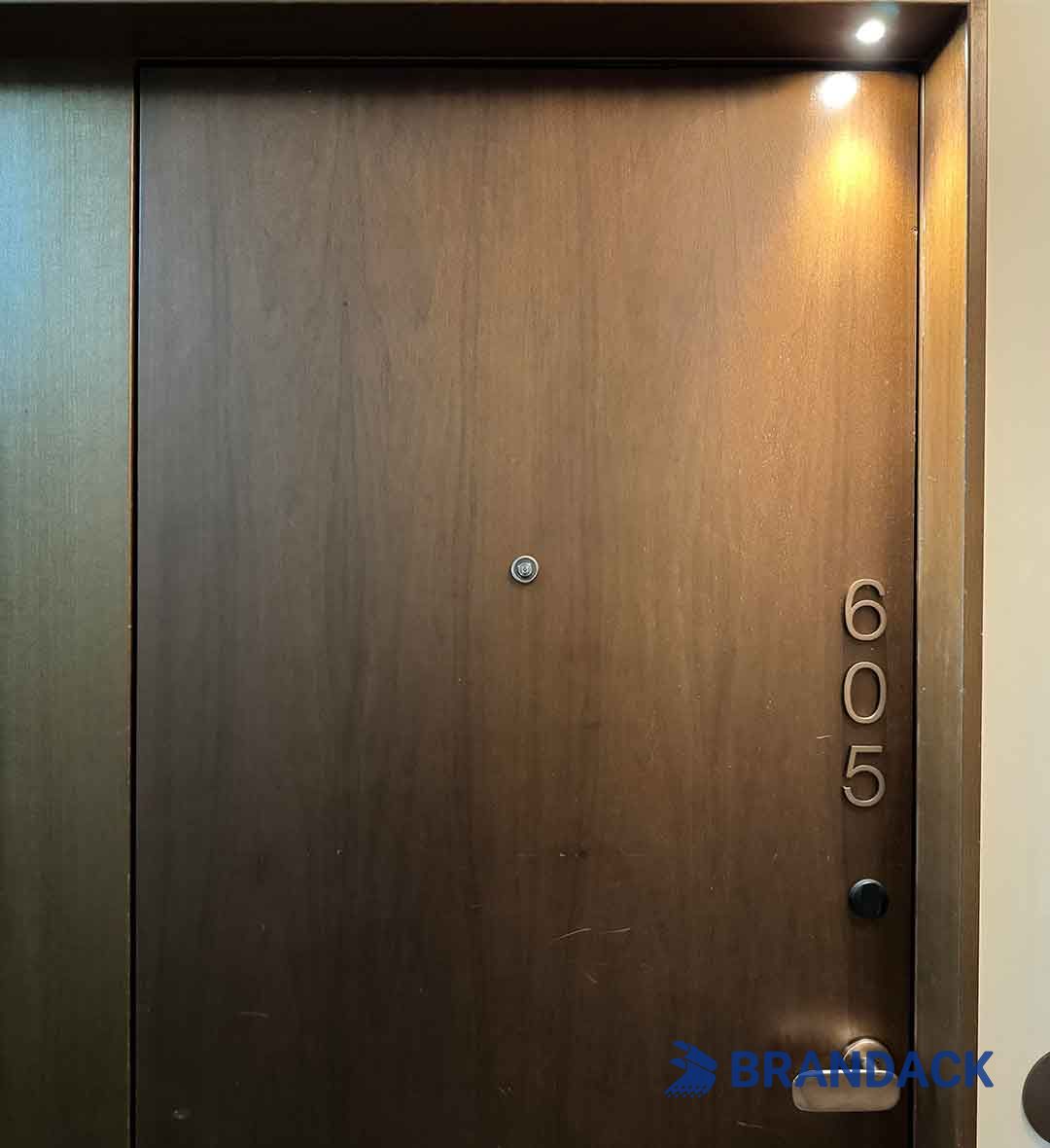 Custom Branded Hotel Keycard Companies for Advertising