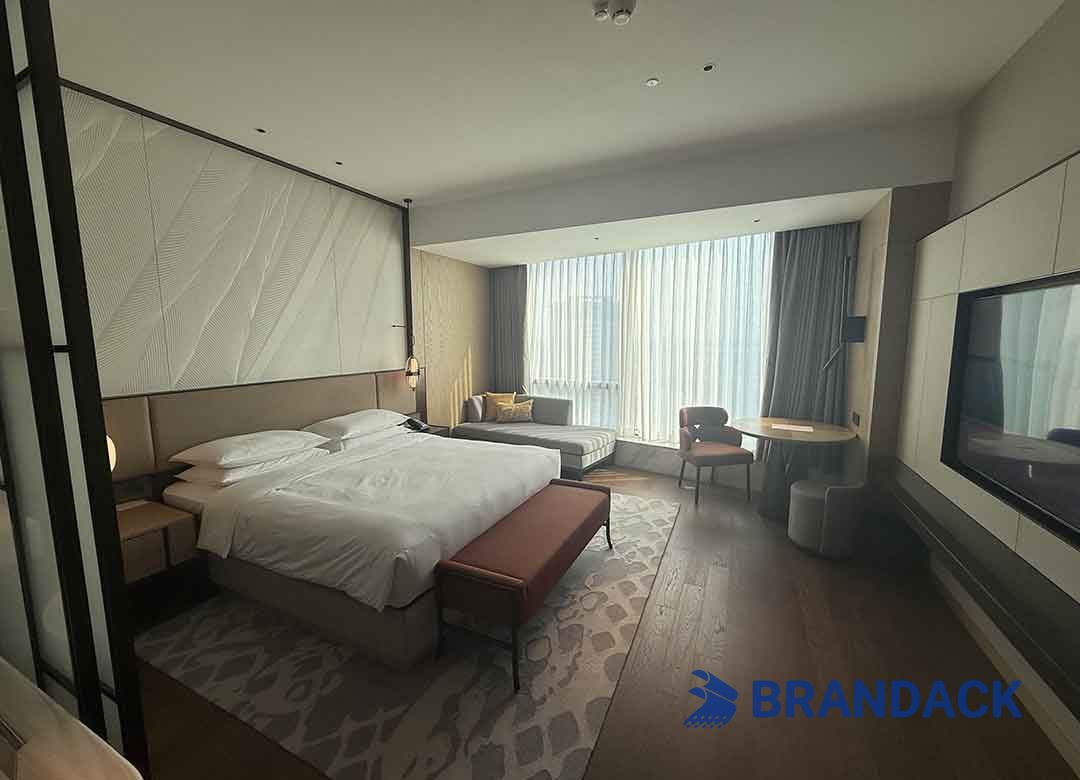 Custom Branded Hotel Keycard Companies for Advertising