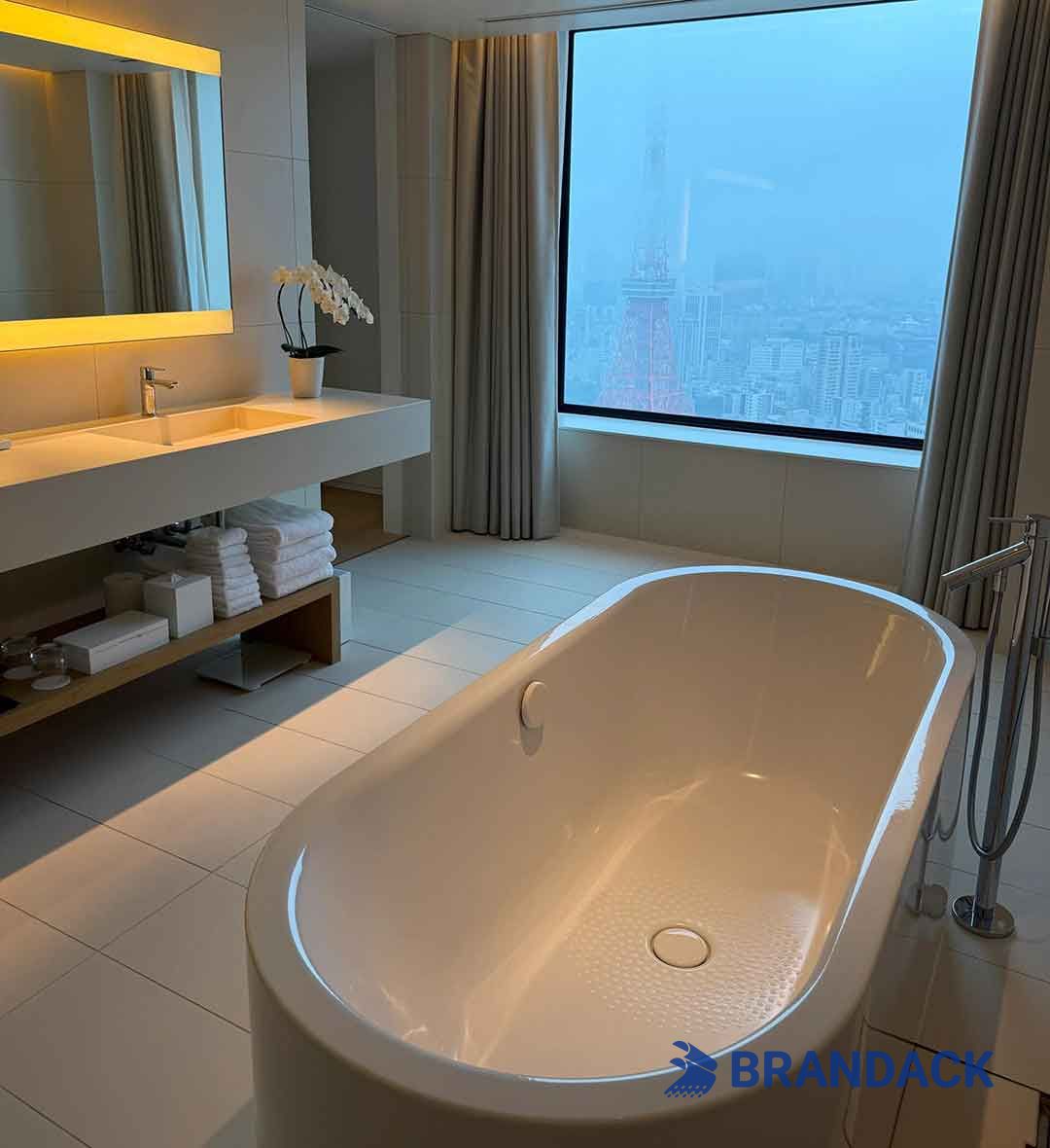 Custom Wooden RFID Hotel Key Cards to Stand Out