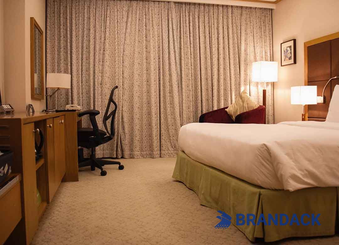 Custom Wooden RFID Hotel Key Cards for Memorable Advertising