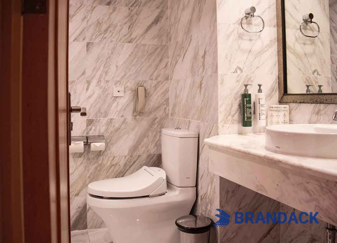 Custom Wooden RFID Hotel Key Cards for Memorable Advertising