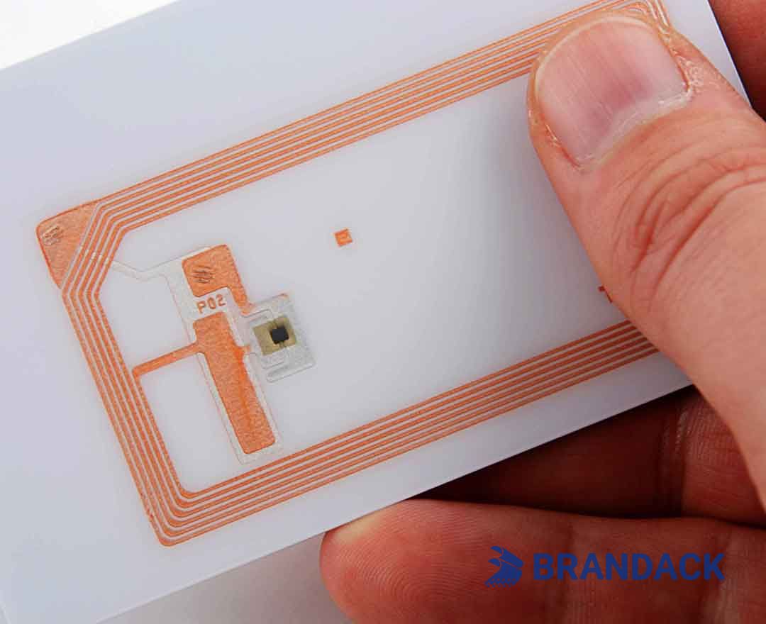 Custom Woodworking Business Cards, Wood Carving RFID Loyalty Cards