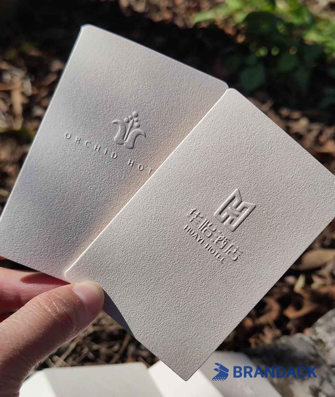 Custom Hotel Key Card Sleeves to Save Your Time and Cost