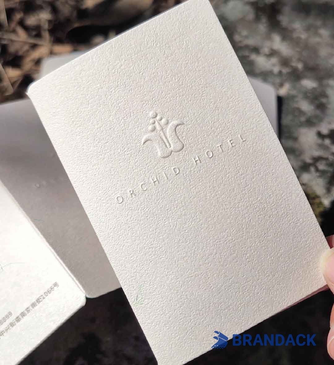 Custom Hotel Key Card Sleeves to Save Your Time and Cost