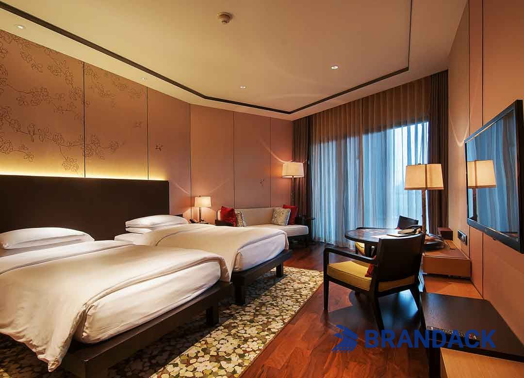 Custom Hotel Room Key Card Envelopes with Printing and Design Service