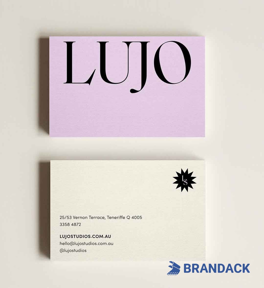 Custom Business Card Printing Services Tailored to Brand
