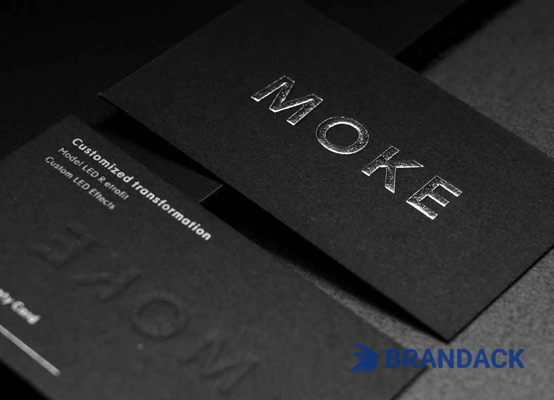Custom Printed Good Embossed Gloss Business Cards to Stand Out