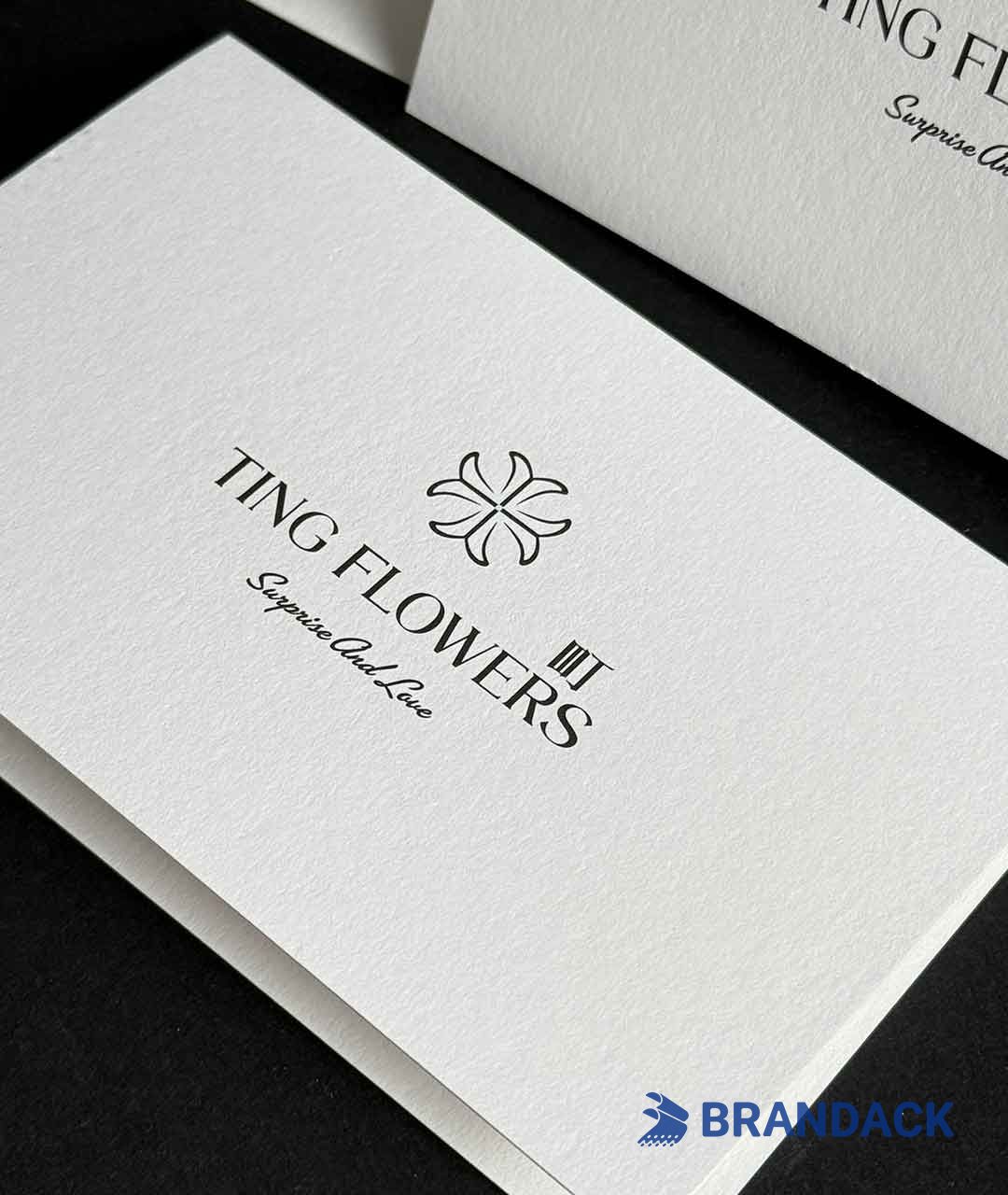 Custom Business Greeting Cards Tailored to Brand to Save Cost