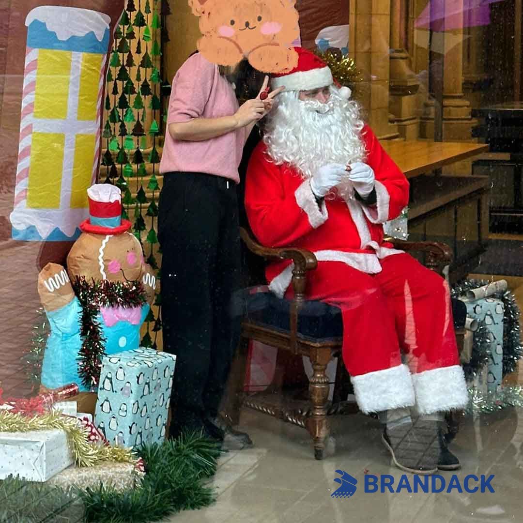 Custom Reindeer Racing Christmas Crackers for Australia Markets