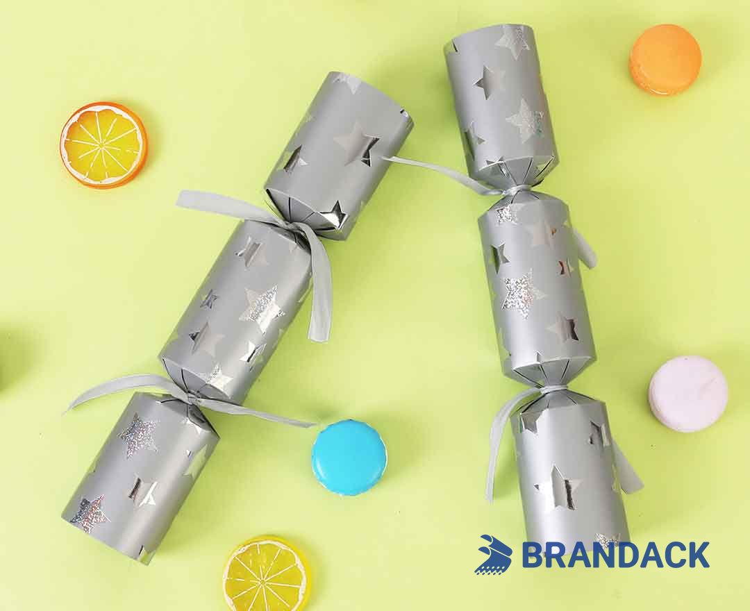 Custom Non Plastic Christmas Crackers with Paper Crown and Gifts