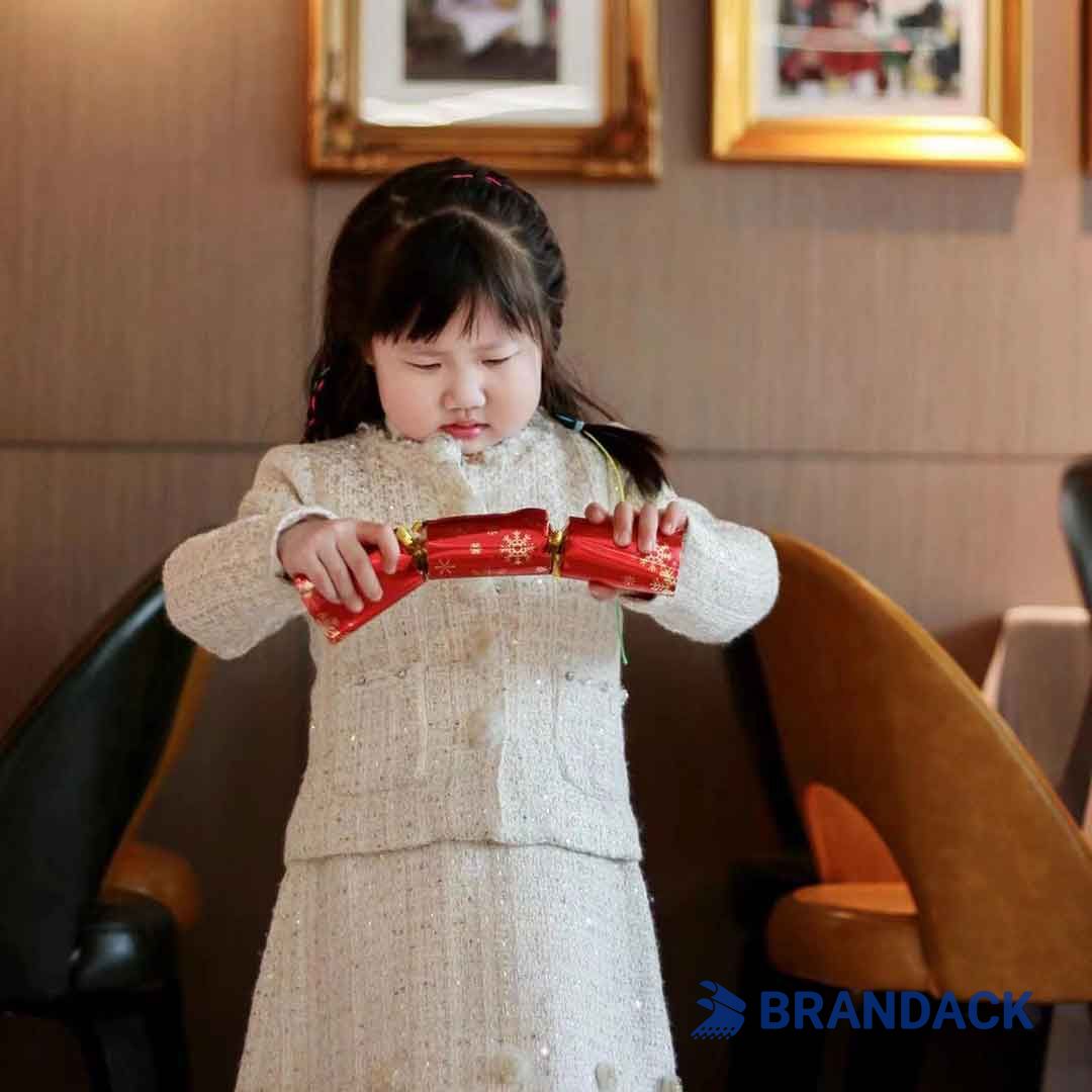 Custom Good Quality Personalised Christmas Popping Crackers