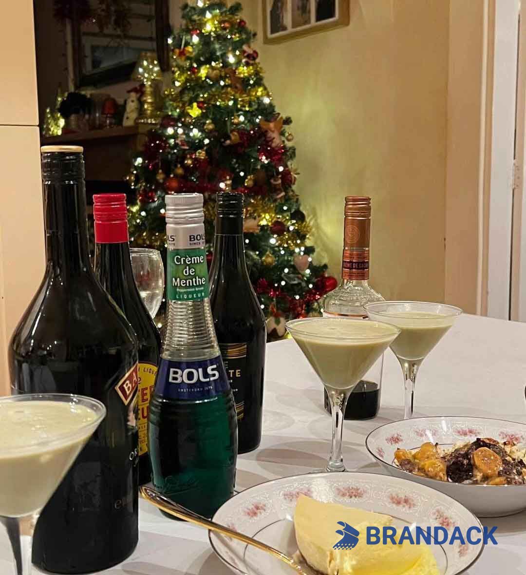 New Years Eve Party Crackers for Supermarket Retail Sales