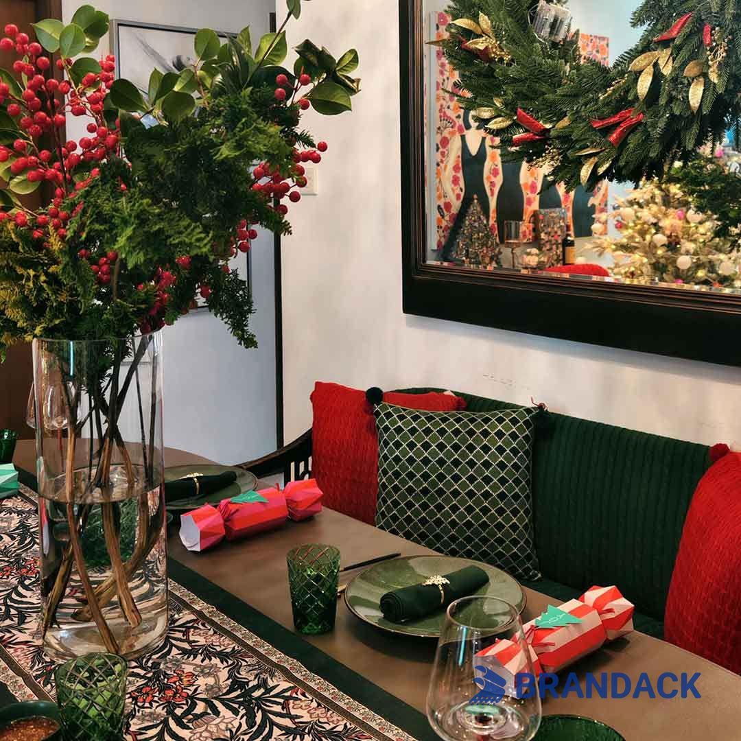 English Holiday Crackers for Thanksgiving Table and Party English Holiday Crackers for Thanksgiving Table and Party