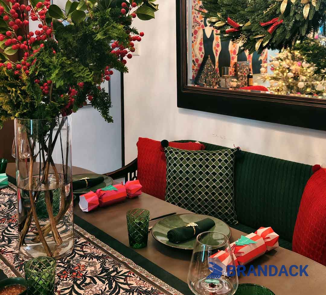 Wedding Crackers Custom with Design Service Tailored to Brand