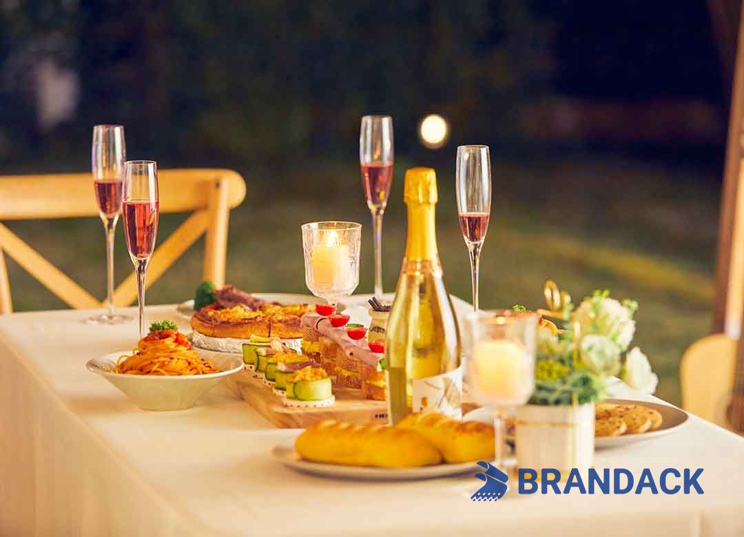 Custom English Dinner Party Favor Crackers Tailored to Brand