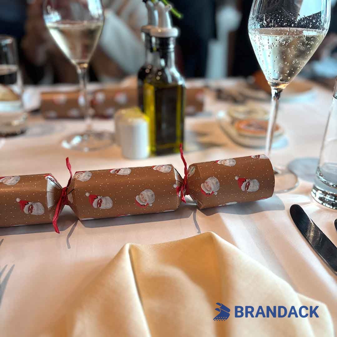 British English Christmas Pull Poppers Tailored to Brand