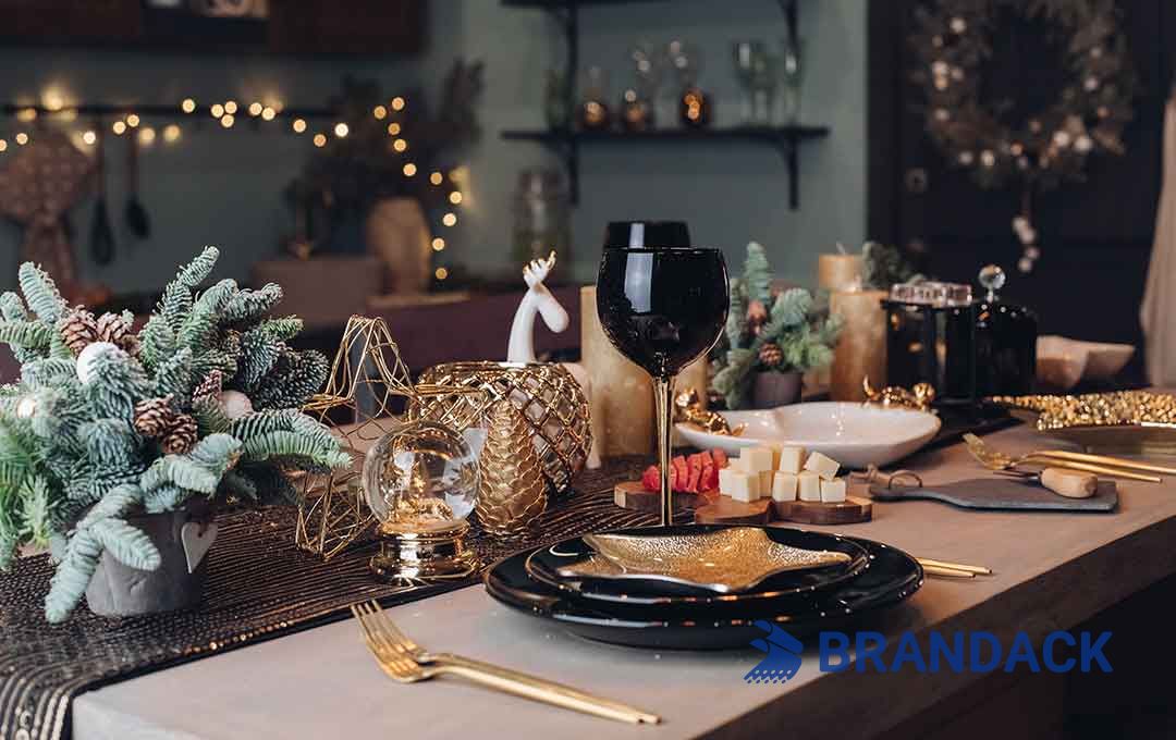 Christmas Dinner Table Poppers - Custom Poppers for Christmas