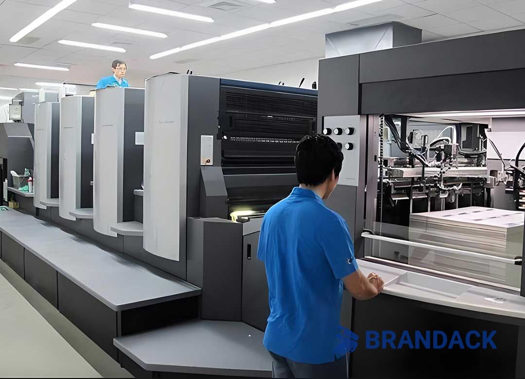 What are the common packaging materials?