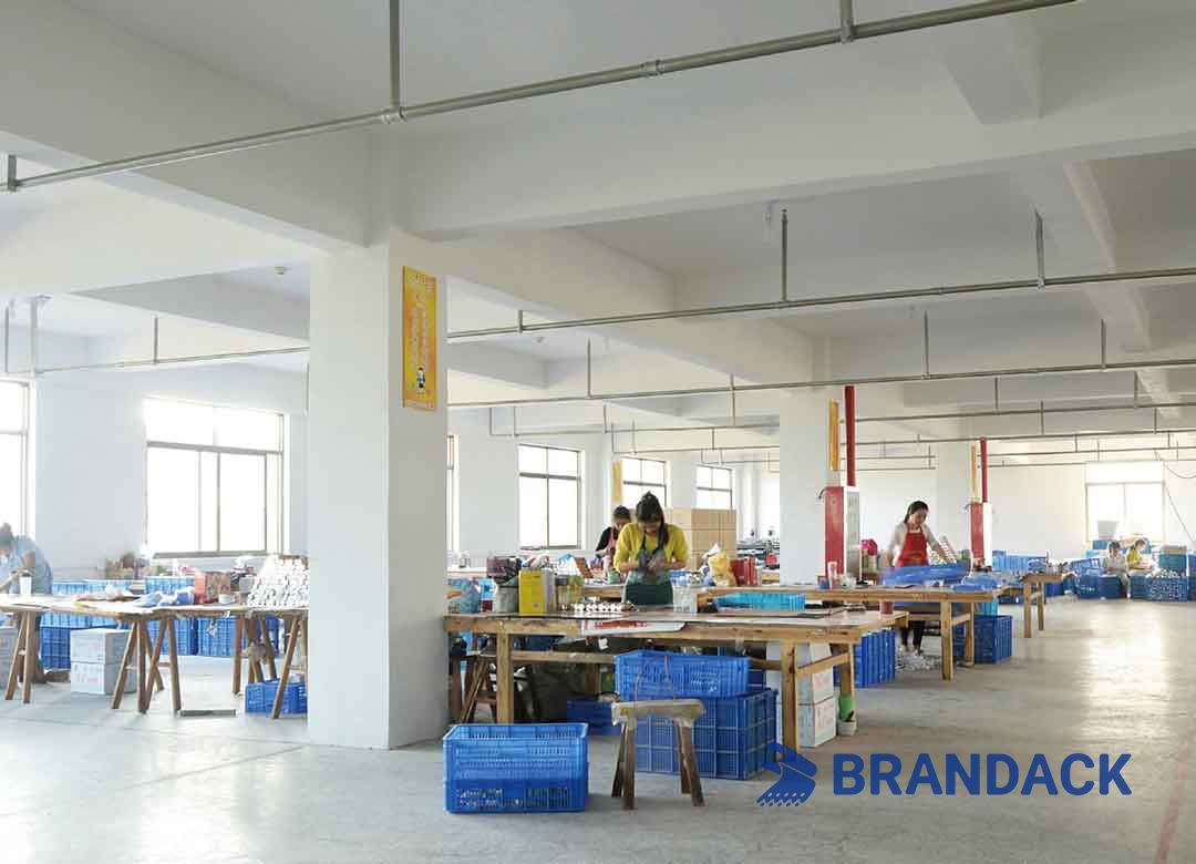 Big Confetti Party Poppers Custom Factory Supplier